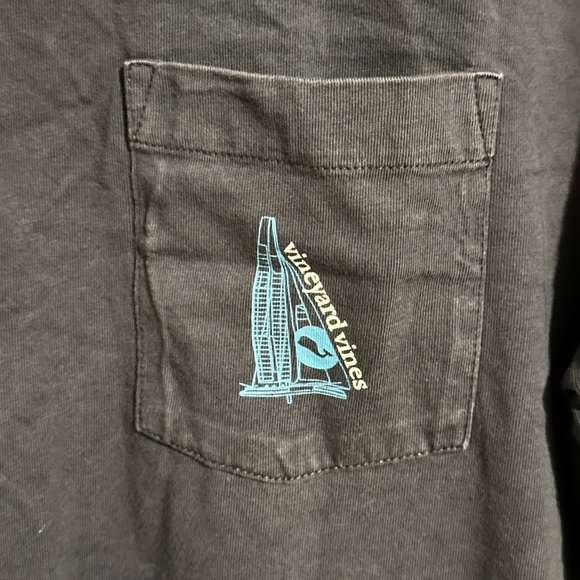 Vineyard Vines Crewneck Tee, Size L - Picture 2 of 4